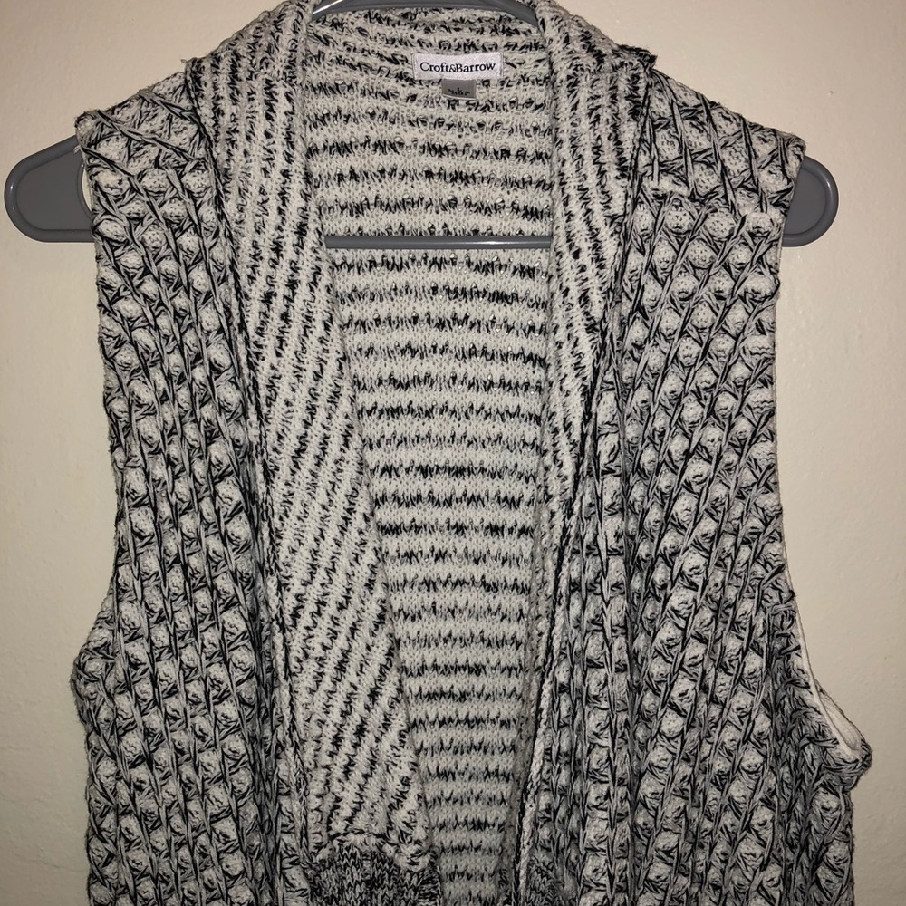Cardigan .